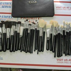 100+ ITEMS32 ZOEVA Brushes +NEW MAKEUP+MORE! 10LBS